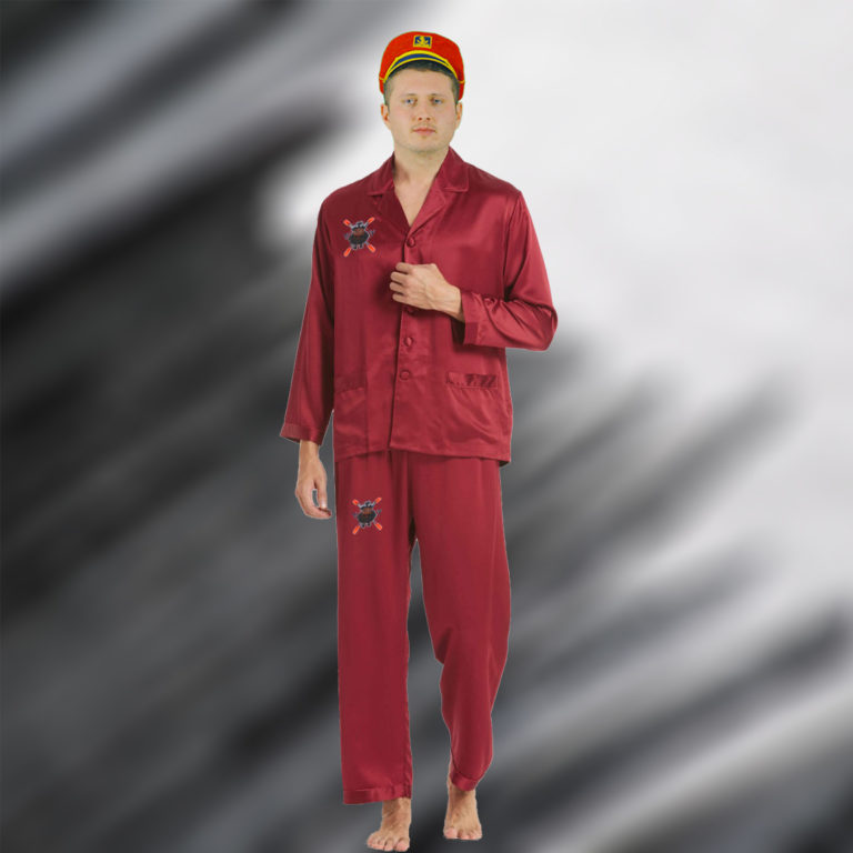 Pyjamas - Strutt - background